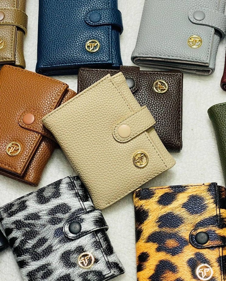 Leopar Desenli Modern Klasik Deri Kadın Cüzdanı - Görsel 2