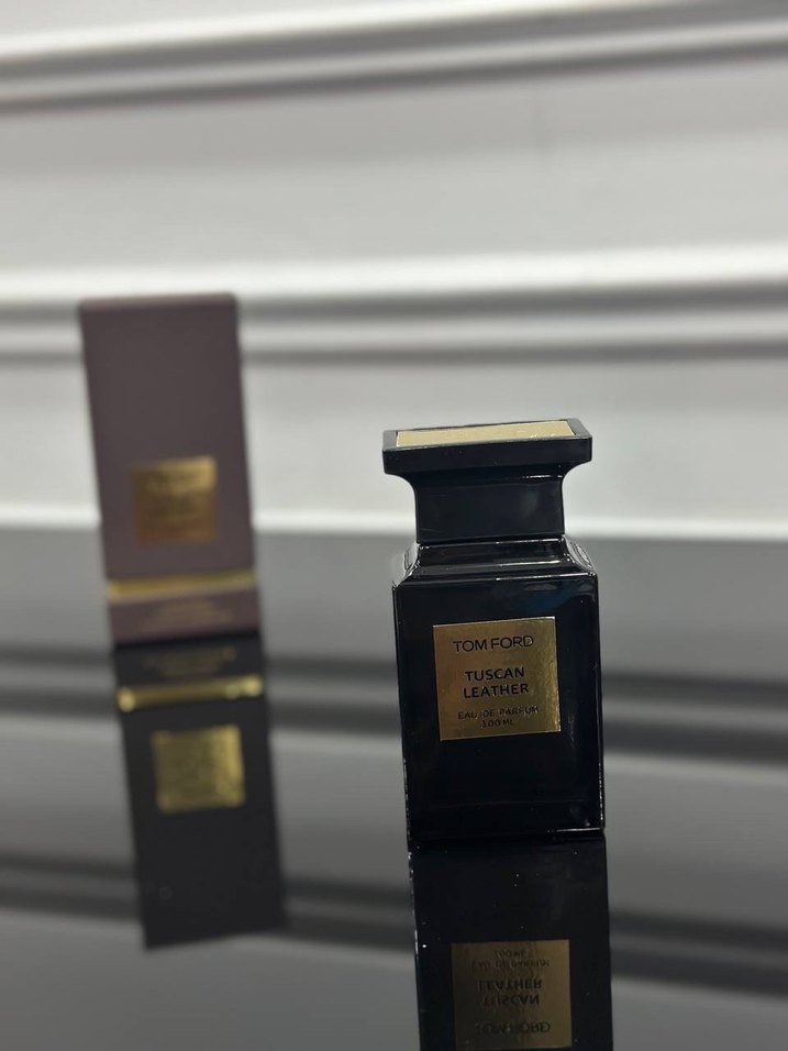 Tom Ford Black Orchid Erkek Parfümü 100 ml - Görsel 4