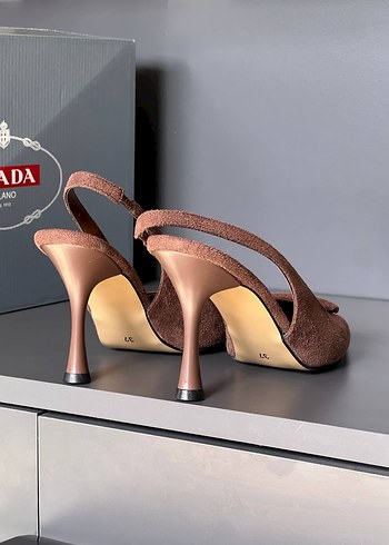 Prada Kahverengi Süet Stiletto Topuklu Kadın Ayakkabı - Görsel 5