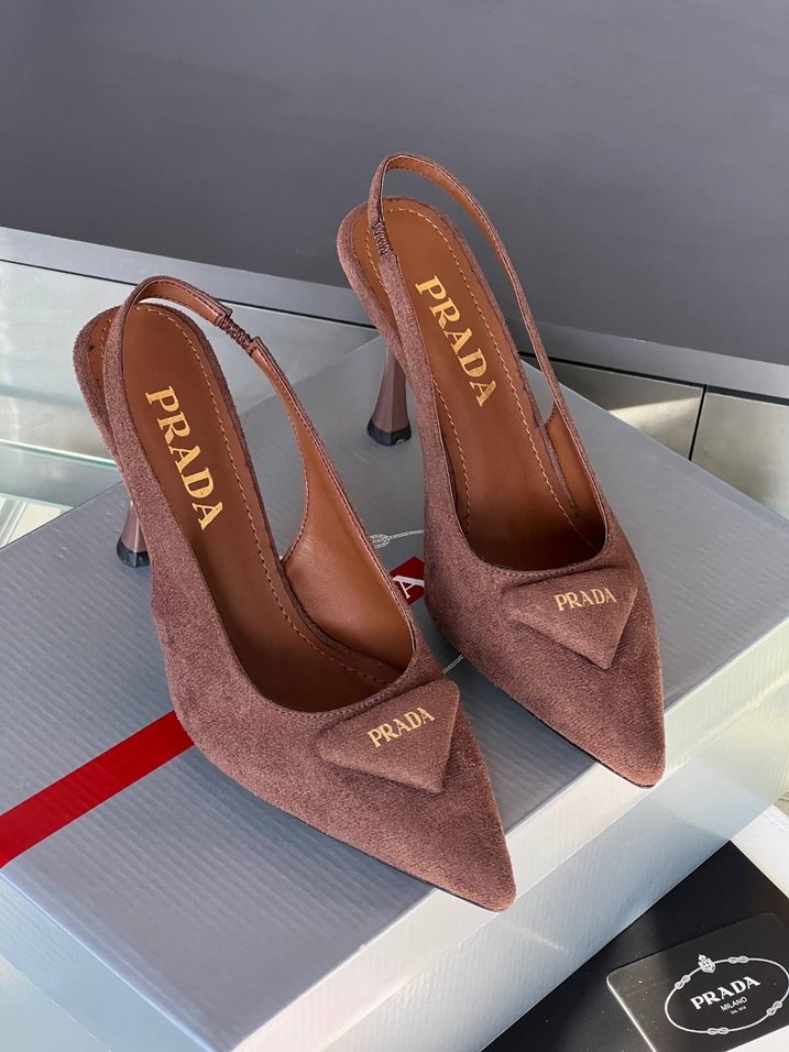 Prada Kahverengi Süet Stiletto Topuklu Kadın Ayakkabı - Görsel 2