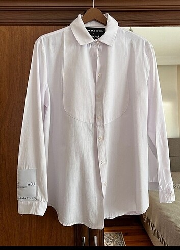 38 Beden beyaz Renk Sagaza gömlek 