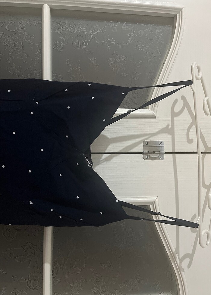 Uzun göğüs dekolteli elbise - Görsel 2