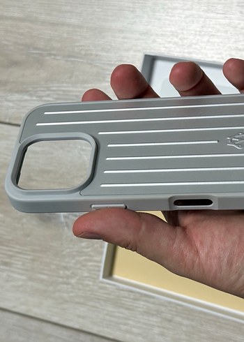 Diğer RIMOWA iPhone 16 Pro Telefon Kılıfı | Gardrops