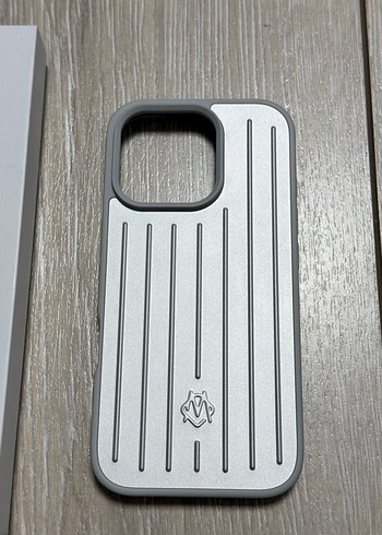 Diğer RIMOWA iPhone 16 Pro Telefon Kılıfı | Gardrops