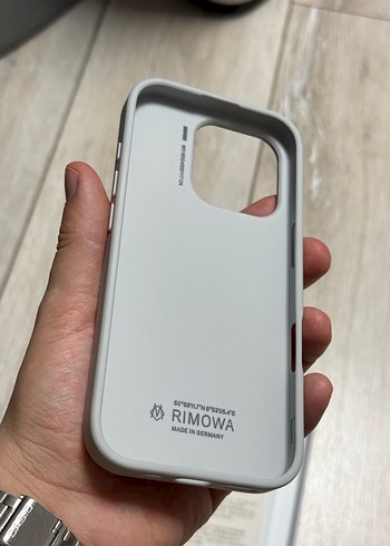 Diğer RIMOWA iPhone 16 Pro Telefon Kılıfı | Gardrops
