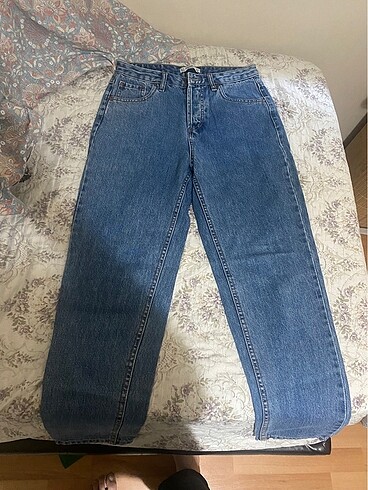 Pull and bear jean