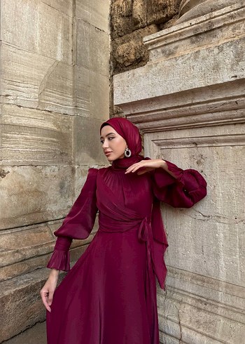 Bordo Uzun Kollu Drapeli Tesettür Abiye - Görsel 7