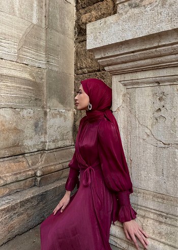 Bordo Uzun Kollu Drapeli Tesettür Abiye - Görsel 6