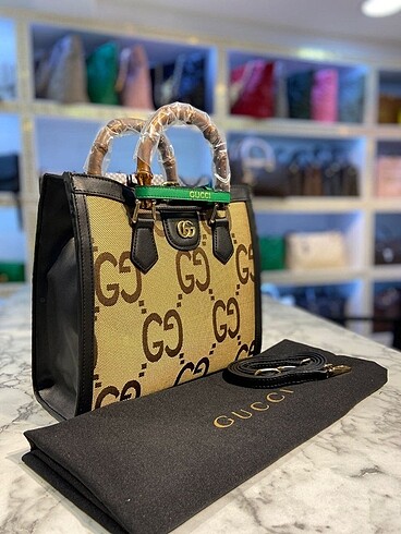 Gucci - Diana Medum Tote Bag