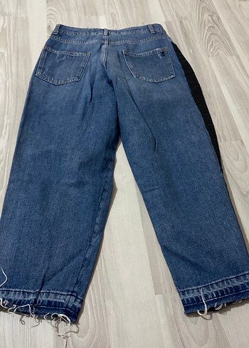 Kadın Mavi Yırtık Midi Kot Pantolon - Görsel 3