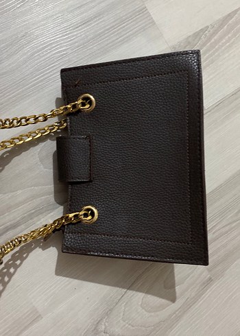 Beden altın Renk Versace Jeans Couture Altın Tokalı Deri Çanta