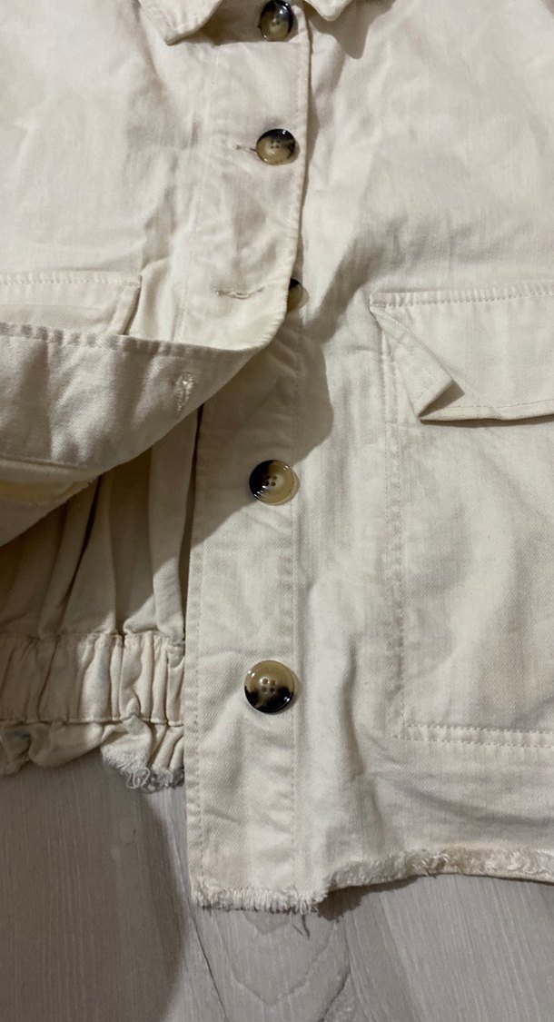 Düğmeli Beyaz Keten Midi Kadın Ceket - Görsel 3