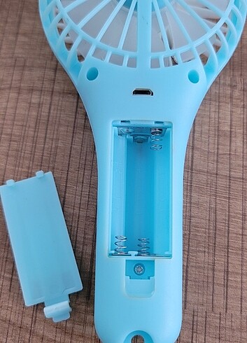 Güçlü El Vantilatörü (Pil+Şarj Özelliği) - Görsel 7