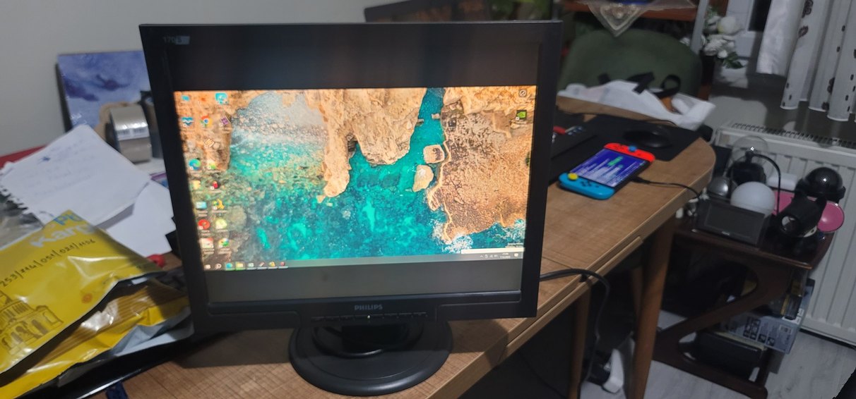 Philips 170s Monitör - Görsel 3