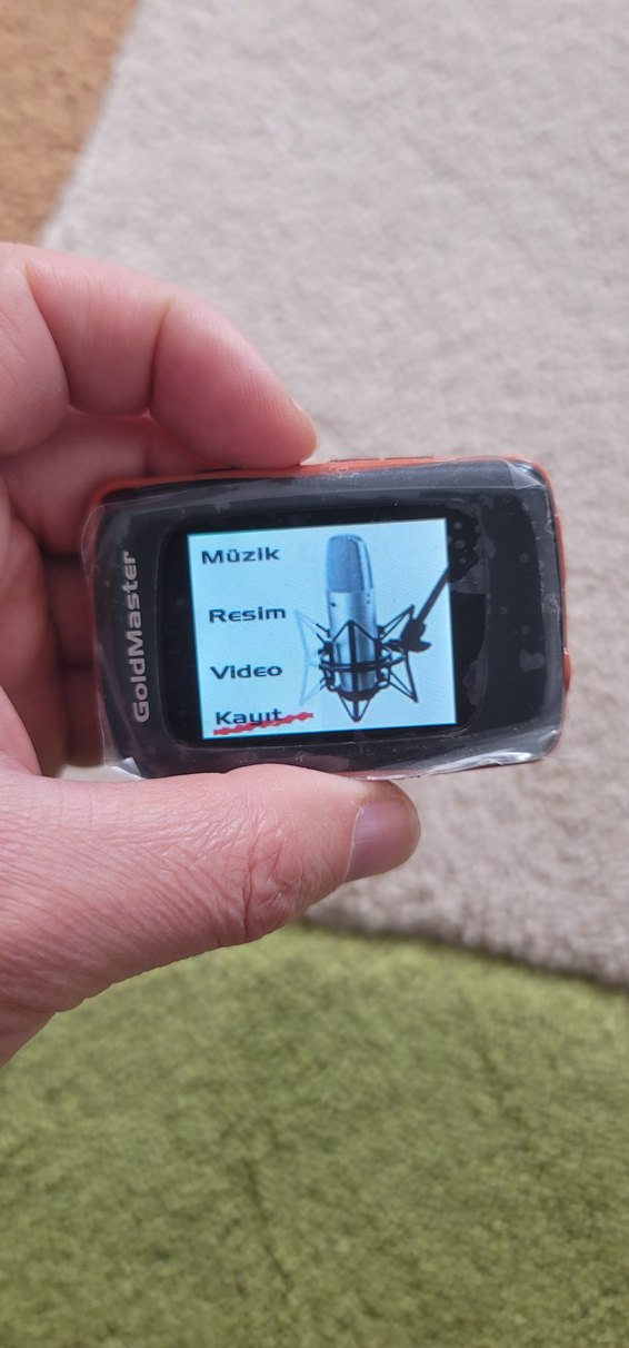 Goldmaster 4GB MP4-302 Sport MP3 Çalar - Görsel 2