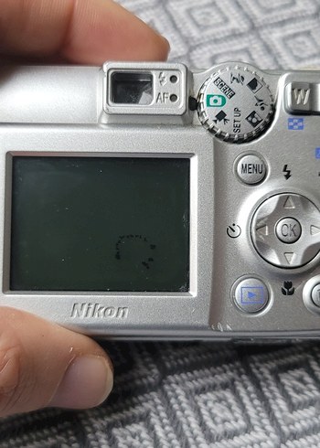 Nikon Coolpix 4600 Dijital Kamera Gri - Görsel 3
