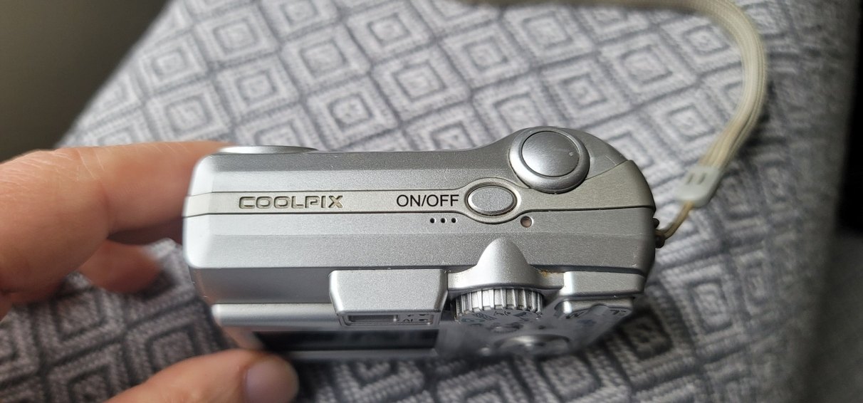 Nikon Coolpix 4600 Dijital Kamera Gri - Görsel 5