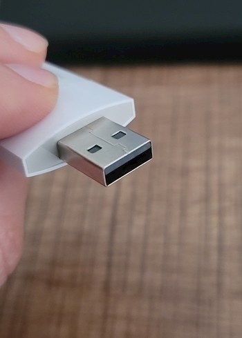 PhotoFast i-FlashDrive 8GB Beyaz USB Bellek - Görsel 3