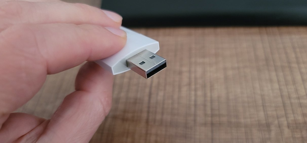 PhotoFast i-FlashDrive 8GB Beyaz USB Bellek - Görsel 3