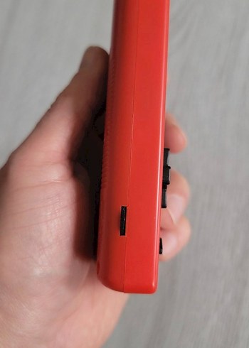 400 Oyunu İçeren Kırmızı Retro El Konsolu + Pil - Görsel 7