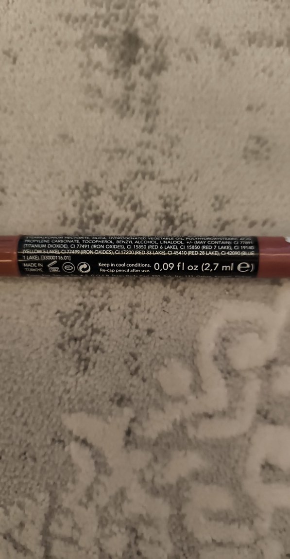 Flormar Lightweight Pudralı Dudak Kalemi Perfection - Görsel 3