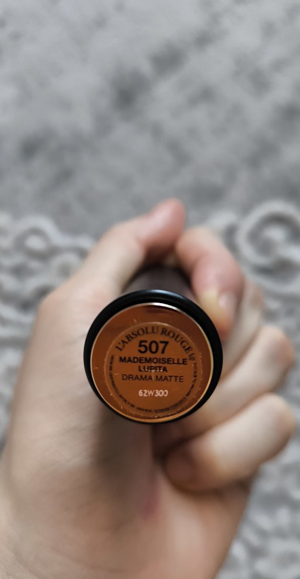 Lancôme Absolu Rouge Drama Matte Ruj 507 Mademoiselle Lupita - Görsel 3