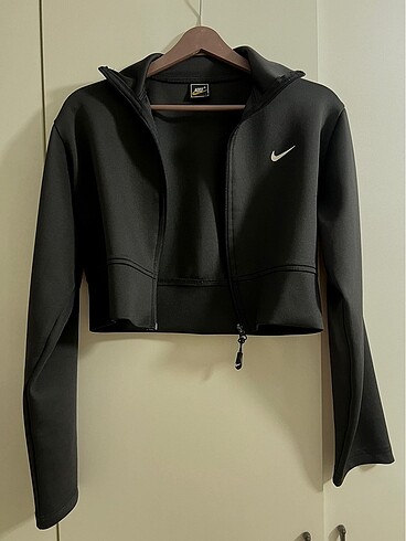Nike Crop