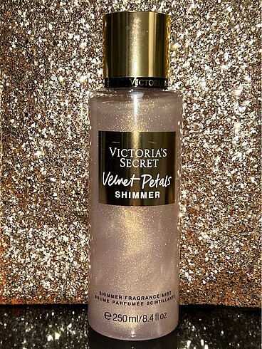 Velvet Petals Shimmer Vücut Spreyi