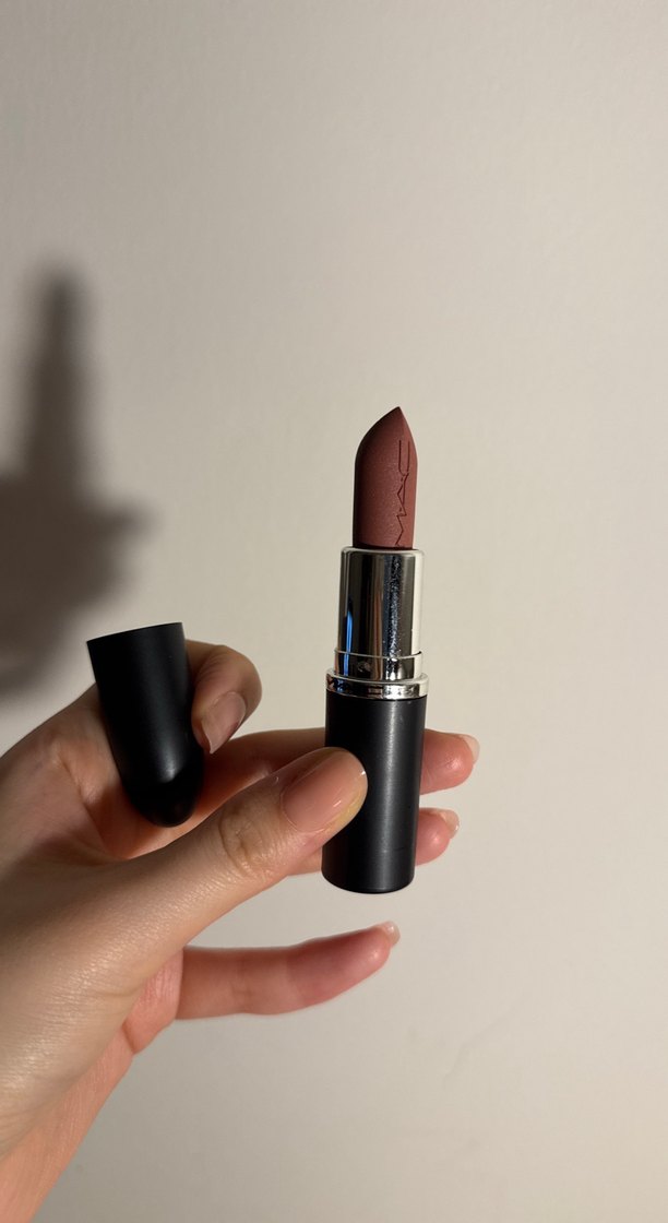 MAC Ruj Velvet Teddy 617 - Görsel 3