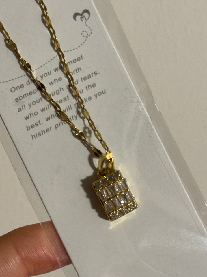 Altın Renk Zincir Detaylı Çelik Baget Kolye - Görsel 2