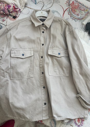 Bej Kadın Düğmeli Uzun Kollu Gömlek kalın kumaş - Görsel 2