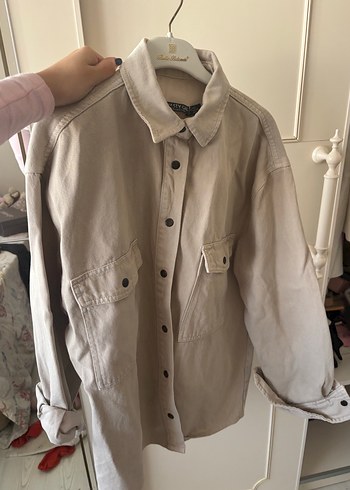 Bej Kadın Düğmeli Uzun Kollu Gömlek kalın kumaş - Görsel 3