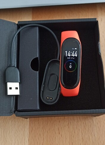 Xiaomi mi band 4 