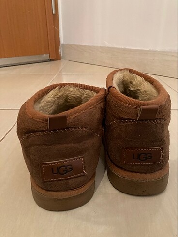 Ugg kısa