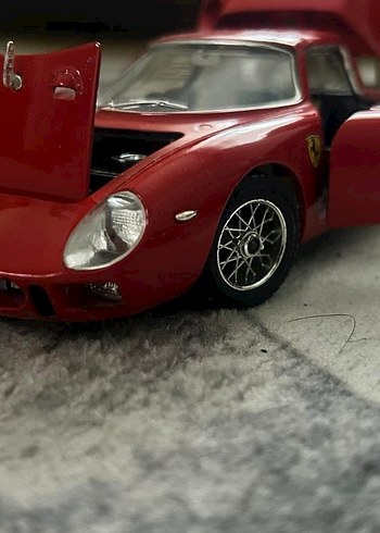 Beden Ferrari 250 LM Burago 1/24