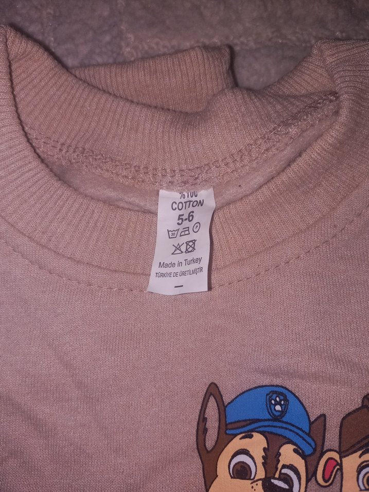 Baskılı kıyafet - Görsel 4