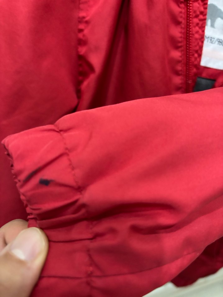 Erkek Çocuk Kırmızı Fermuarlı Yağmurluk - Görsel 4