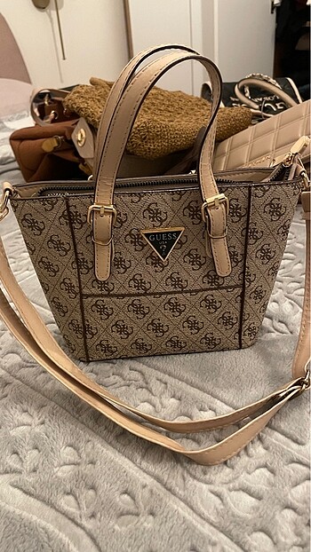 Guess model çanta