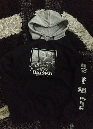 Skate Sweatshirt 