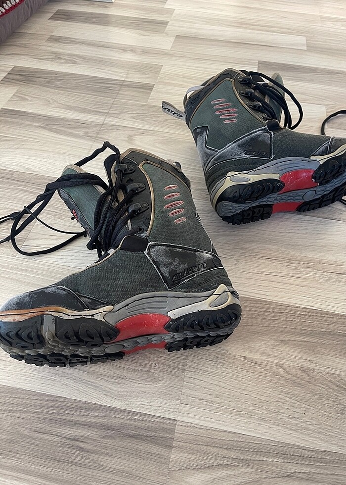 Snowboard Botu - Görsel 3