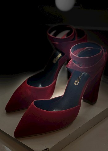 Kırmızı Süet Topuklu Kadın Ayakkabı - Görsel 4