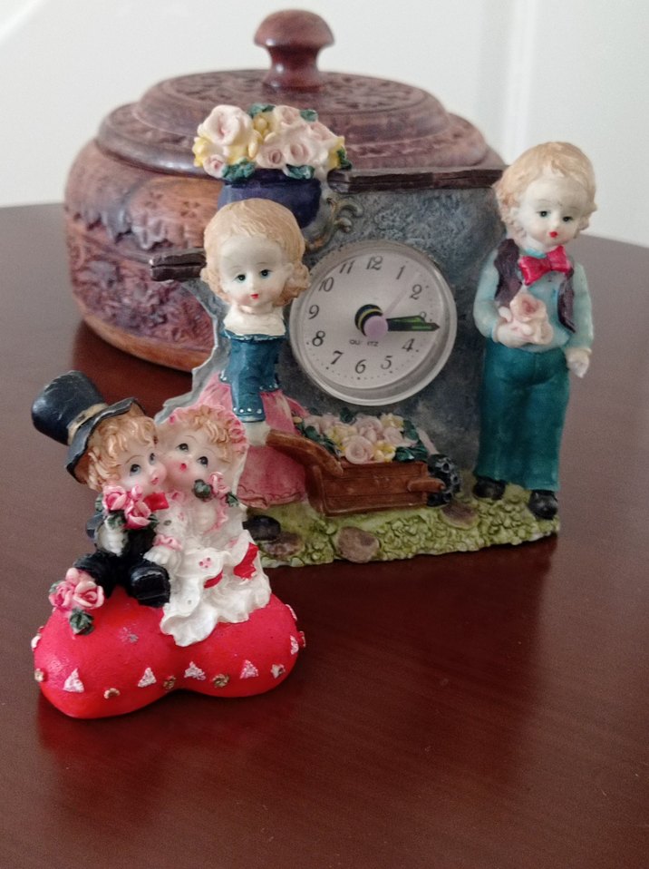 Renkli antik Pembe Biblo Seti Saatli - Görsel 2