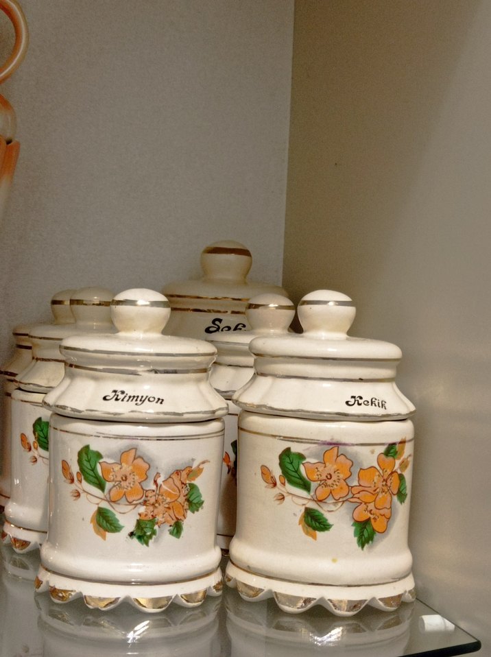 Çiçek Desenli Beyaz Mutfak Baharatlık Seti - Görsel 3