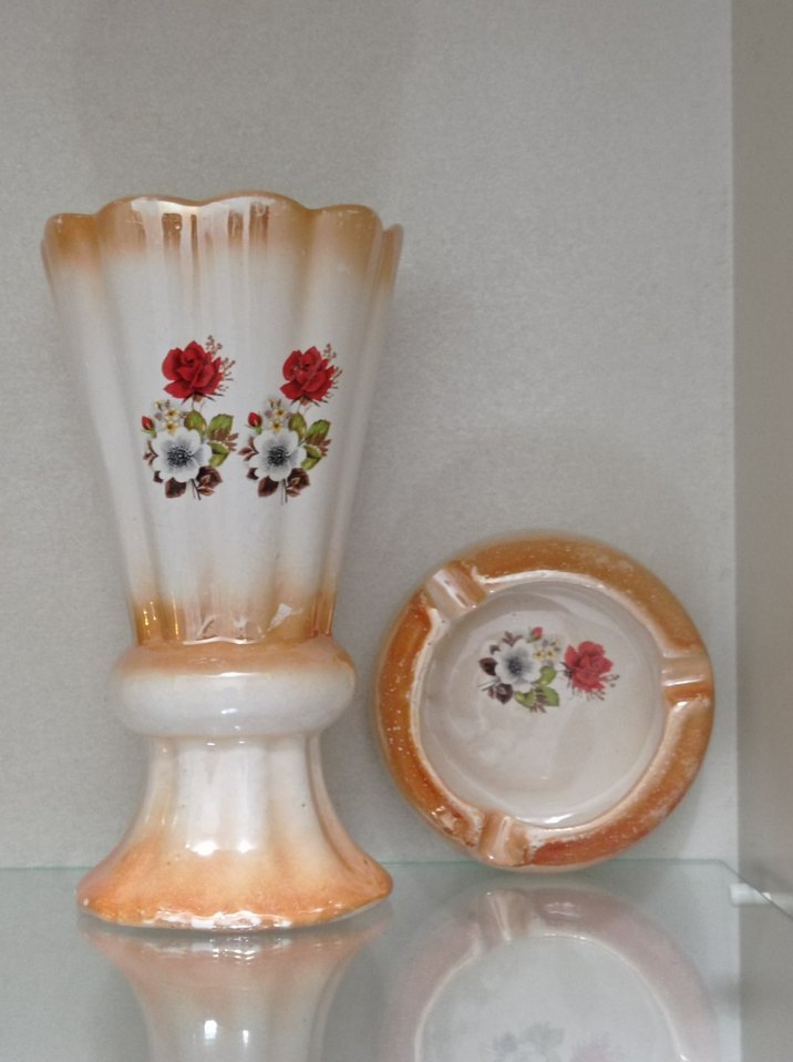 Çiçek Desenli Beyaz Vazo takimi - Görsel 2