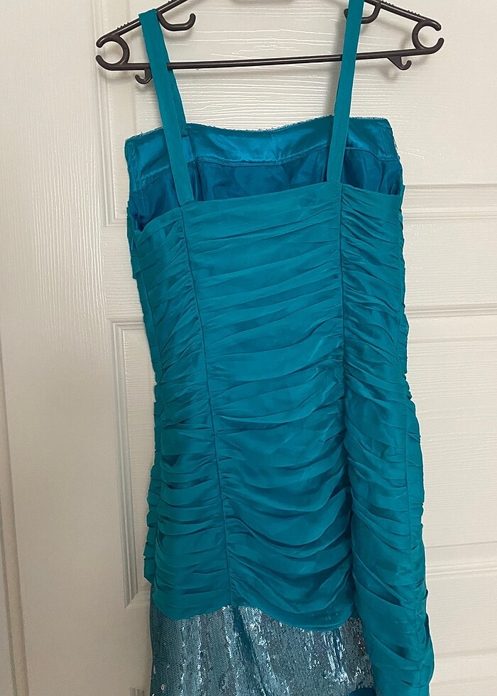 Drapeli kısa abiye - Görsel 4