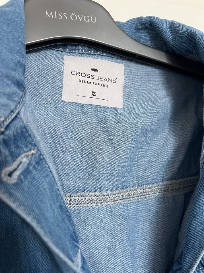 Düğmeli Kısa Kollu Kadın Denim Tulum - Görsel 2