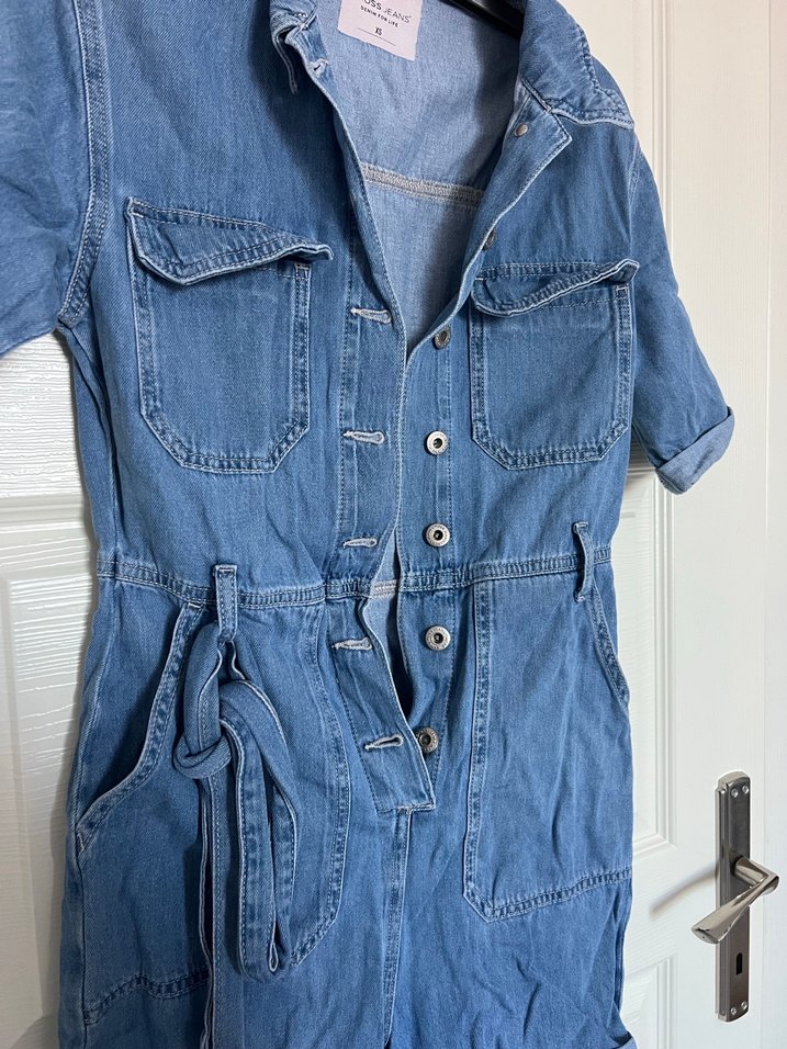 Düğmeli Kısa Kollu Kadın Denim Tulum - Görsel 3