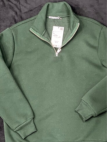 Zara sweatshirt