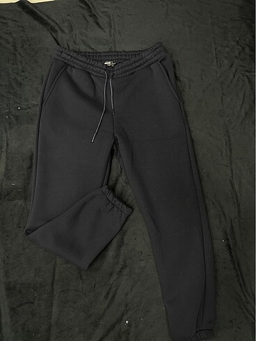 Mavi jeans eşofman altı