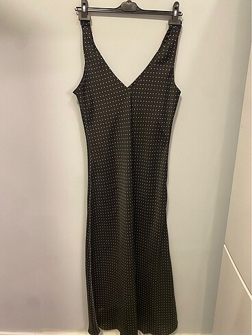 xl Beden Zara marka saten uzun elbise.